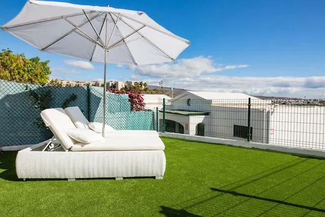 Apartamento Con Gran Terraza Con Vistas *